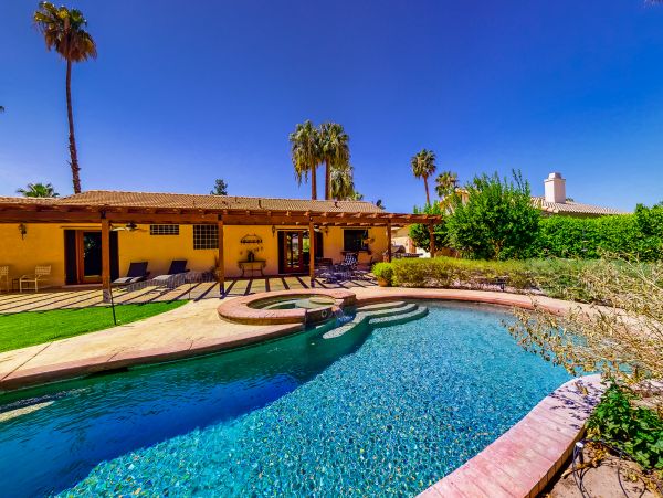 Palm Desert Home 1028015