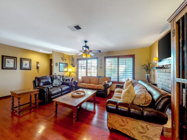 Palm Desert Home 1028015