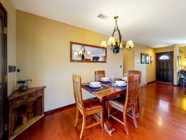 Palm Desert Home 1028015