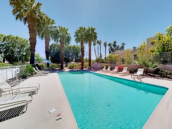 Palm Desert Home 1028021