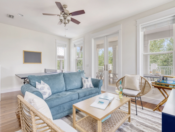Beautiful & Cozy 4 Bedroom Vacation Home