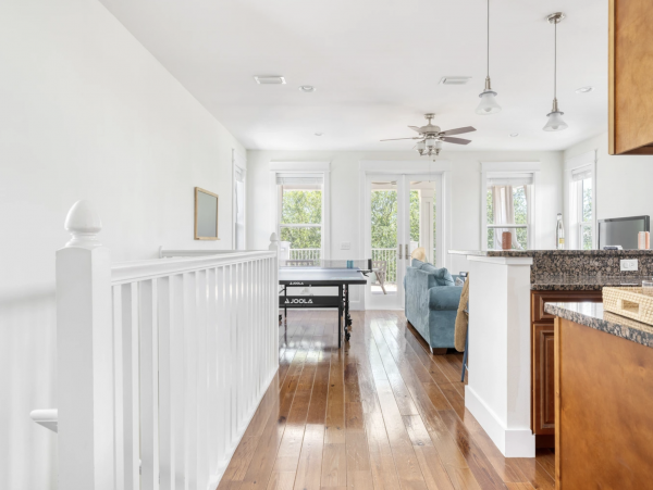 Beautiful & Cozy 4 Bedroom Vacation Home