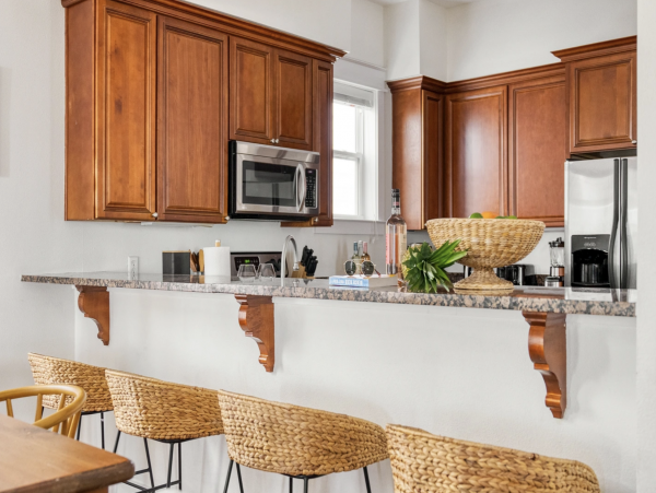 Beautiful & Cozy 4 Bedroom Vacation Home