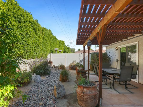 Palm Desert Home 1028033
