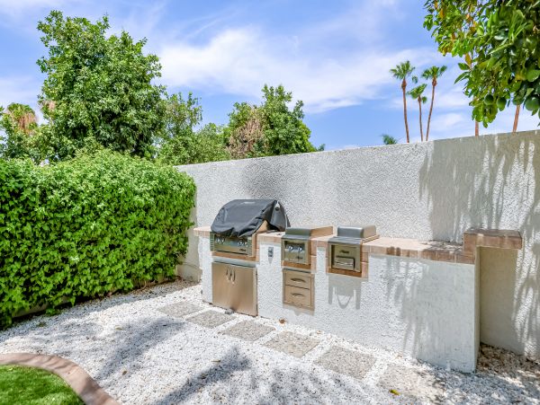 Palm Desert Home 1028034
