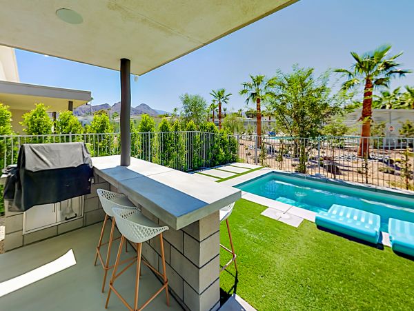 Palm Desert Home 1028043