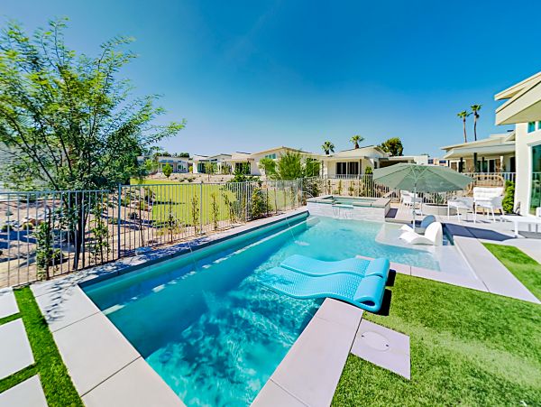 Palm Desert Home 1028043