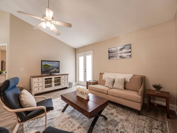 St. Augustine Home 1028045