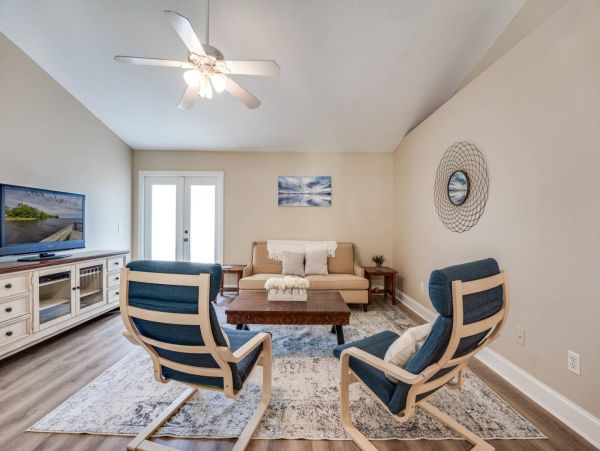 St. Augustine Home 1028045