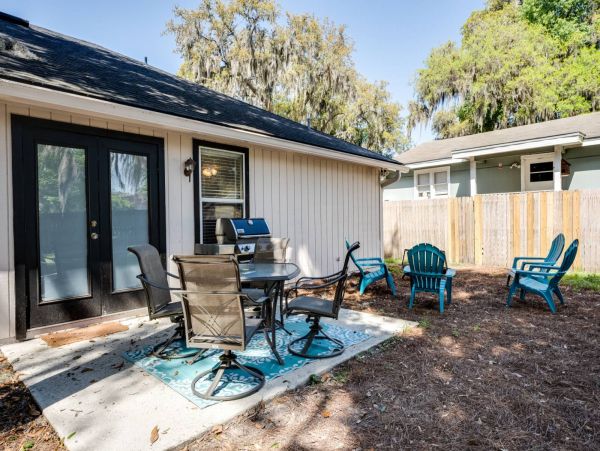 St. Augustine Home 1028045