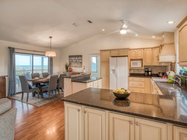 St. Augustine Home 1028048