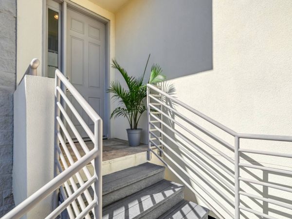 St. Augustine Home 1028049