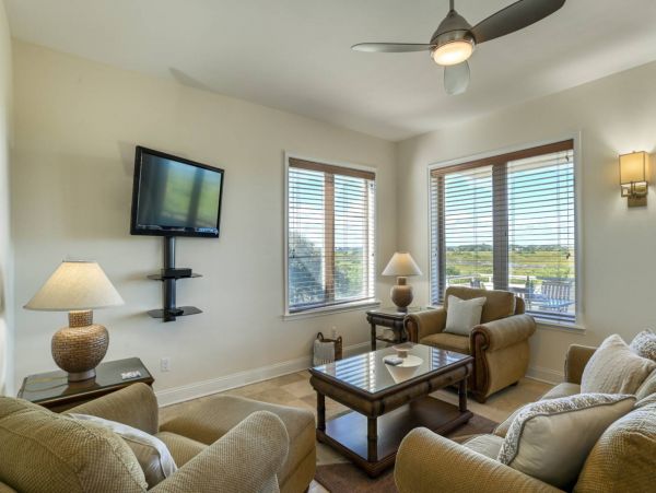 St. Augustine Home 1028049