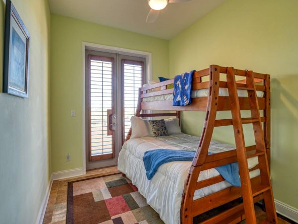St. Augustine Home 1028049