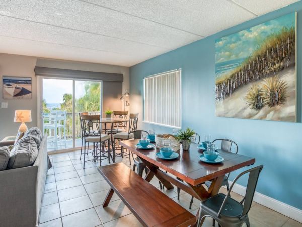 St. Augustine Home 1028051