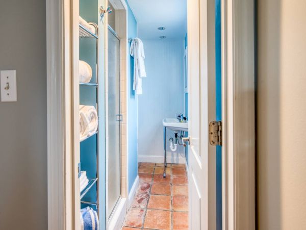 St. Augustine Home 1028051