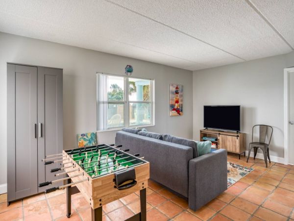 St. Augustine Home 1028051