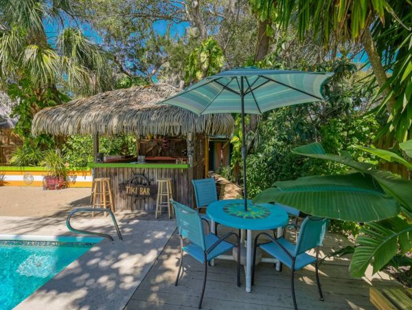 St. Augustine Home 1028052