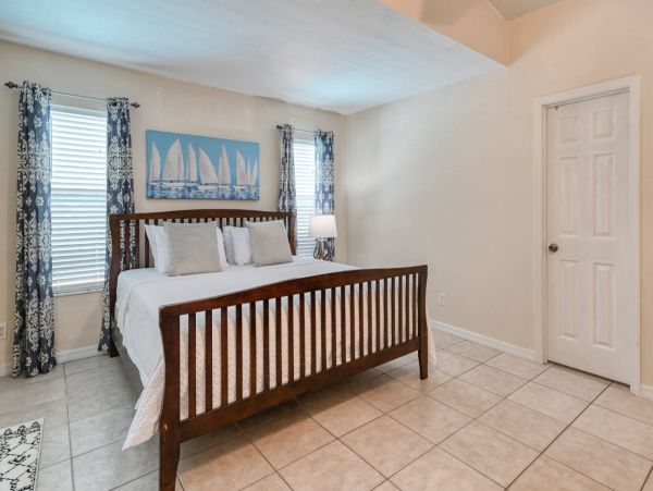 St. Augustine Home 1028052