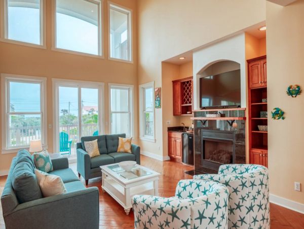 St. Augustine Home 1028053