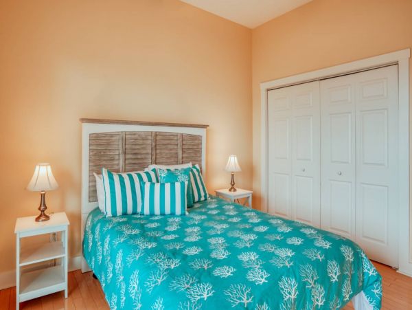 St. Augustine Home 1028053