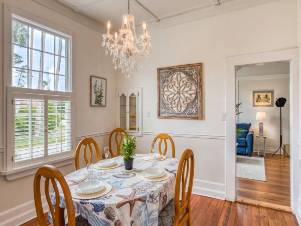 St. Augustine Home 1028055