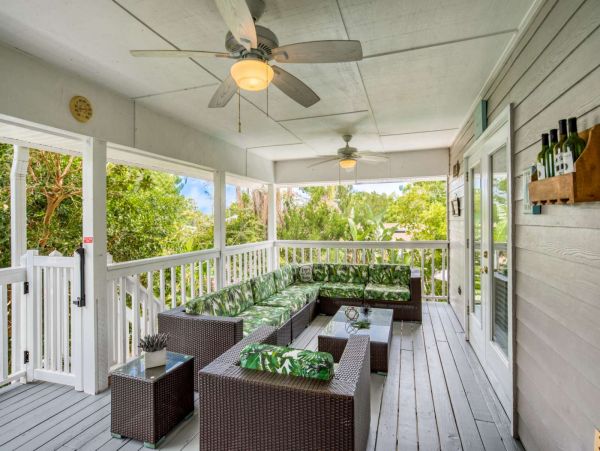 St. Augustine Home 1028056