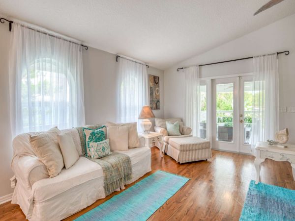 St. Augustine Home 1028056