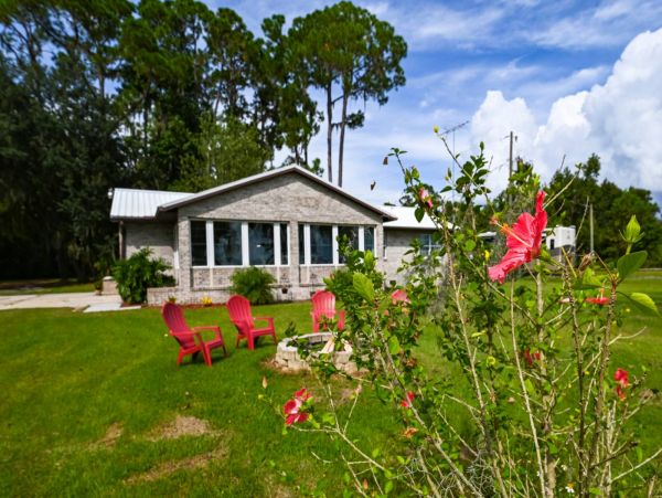 St. Augustine Home 1028060
