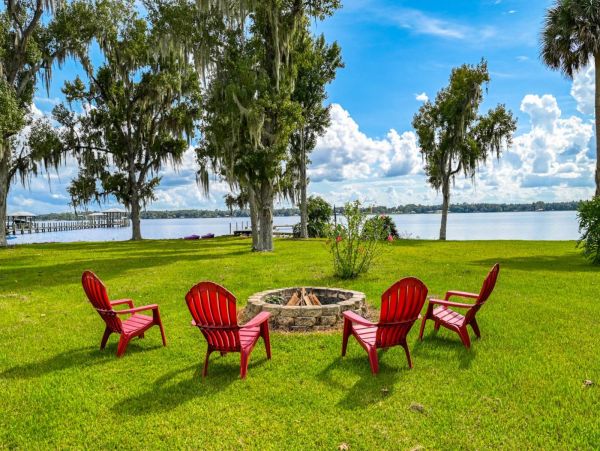 St. Augustine Home 1028060