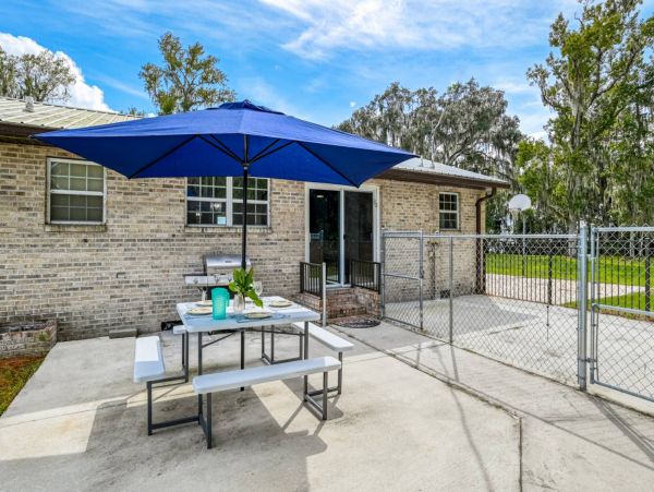 St. Augustine Home 1028060