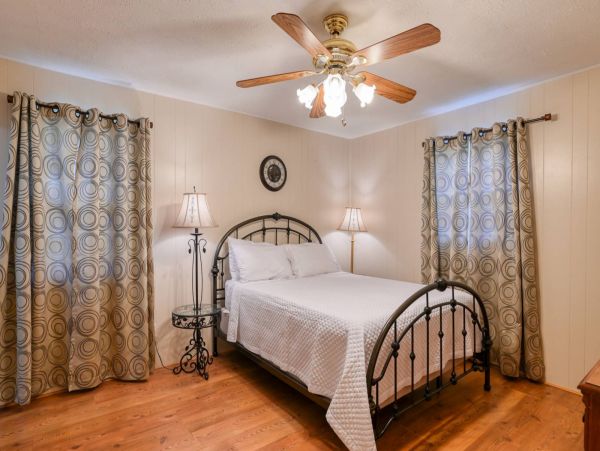 St. Augustine Home 1028060