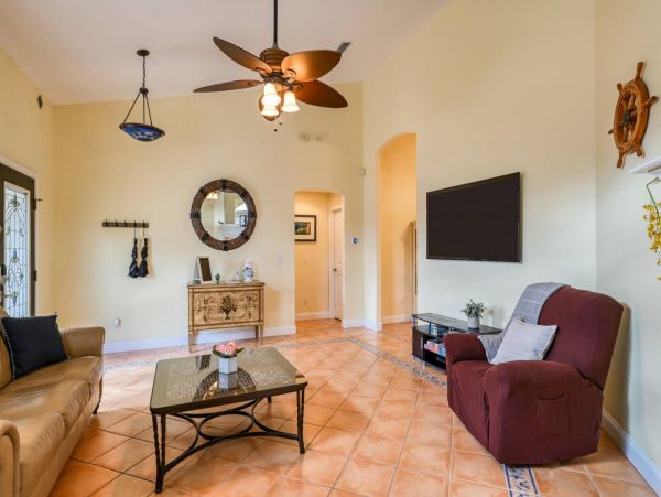 St. Augustine Home 1028062