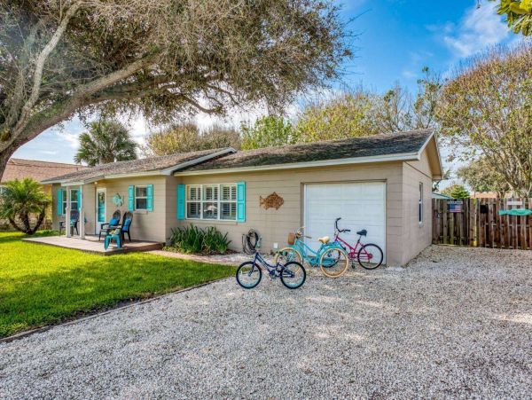 St. Augustine Home 1028064