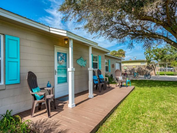 St. Augustine Home 1028064