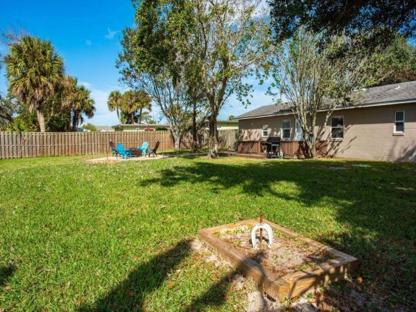 St. Augustine Home 1028064