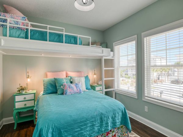 4 Bedroom Coastal Retreat Awaits in St. Augustine