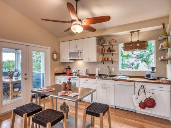 St. Augustine Home 1028070