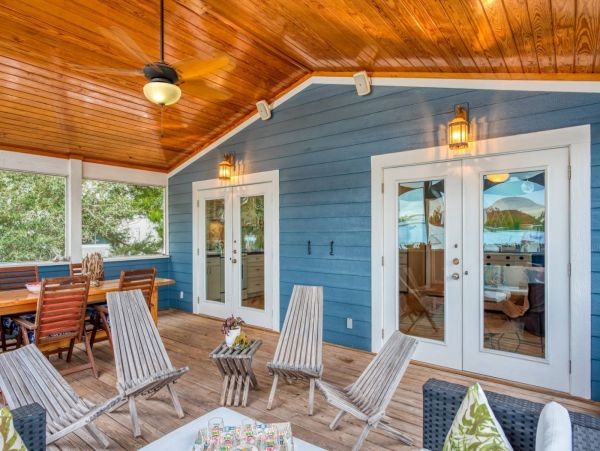 St. Augustine Home 1028070