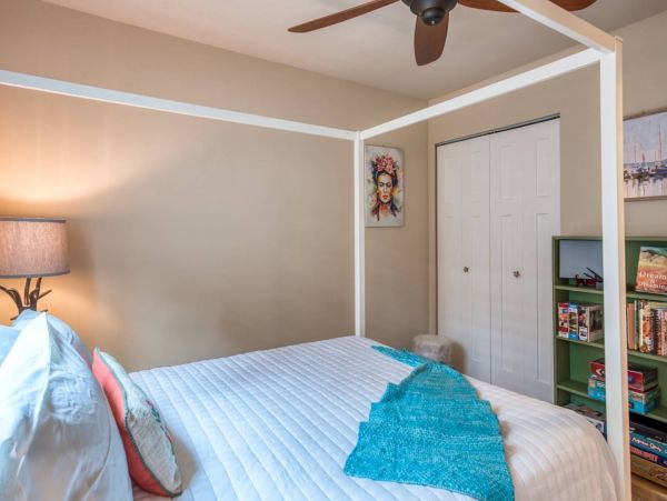 St. Augustine Home 1028070