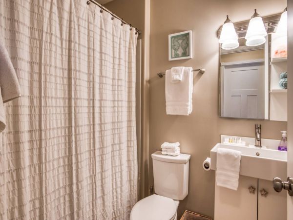 St. Augustine Home 1028070