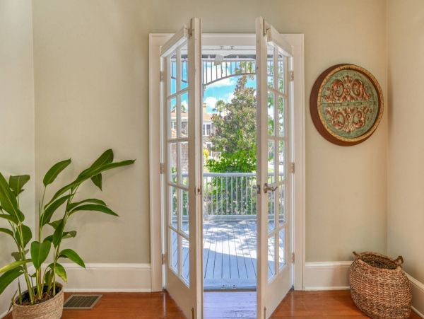 St. Augustine Home 1028078