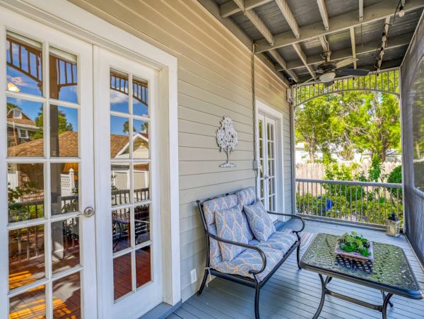 St. Augustine Home 1028078