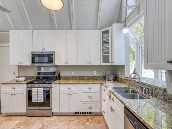St. Augustine Home 1028078