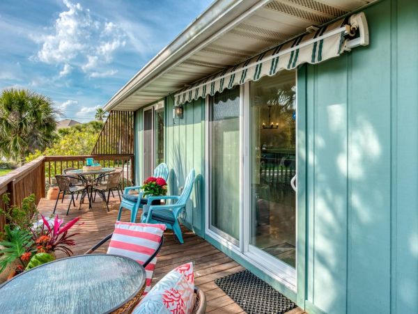 St. Augustine Home 1028080