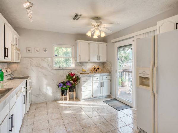 St. Augustine Home 1028080
