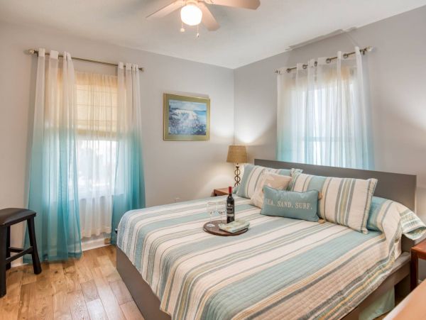 St. Augustine Home 1028080