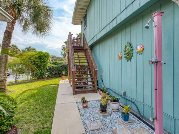 St. Augustine Home 1028080