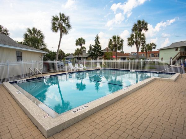 St. Augustine Home 1028080