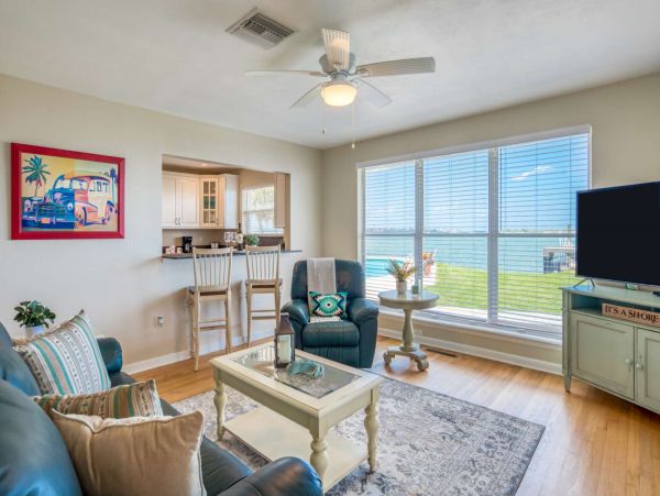 St. Augustine Home 1028081